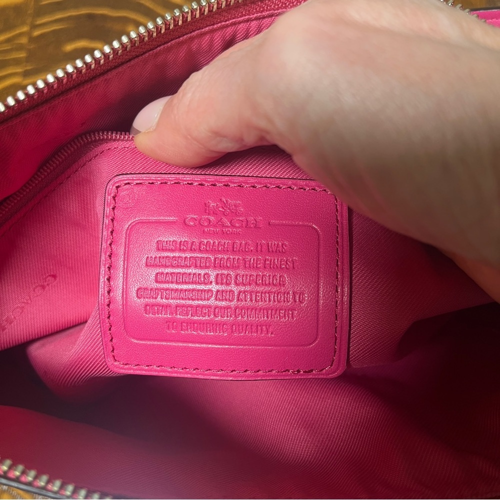 Coach Smith Chelsea Fuchsia Leather Shoulder Bag - Picture 7 of 10